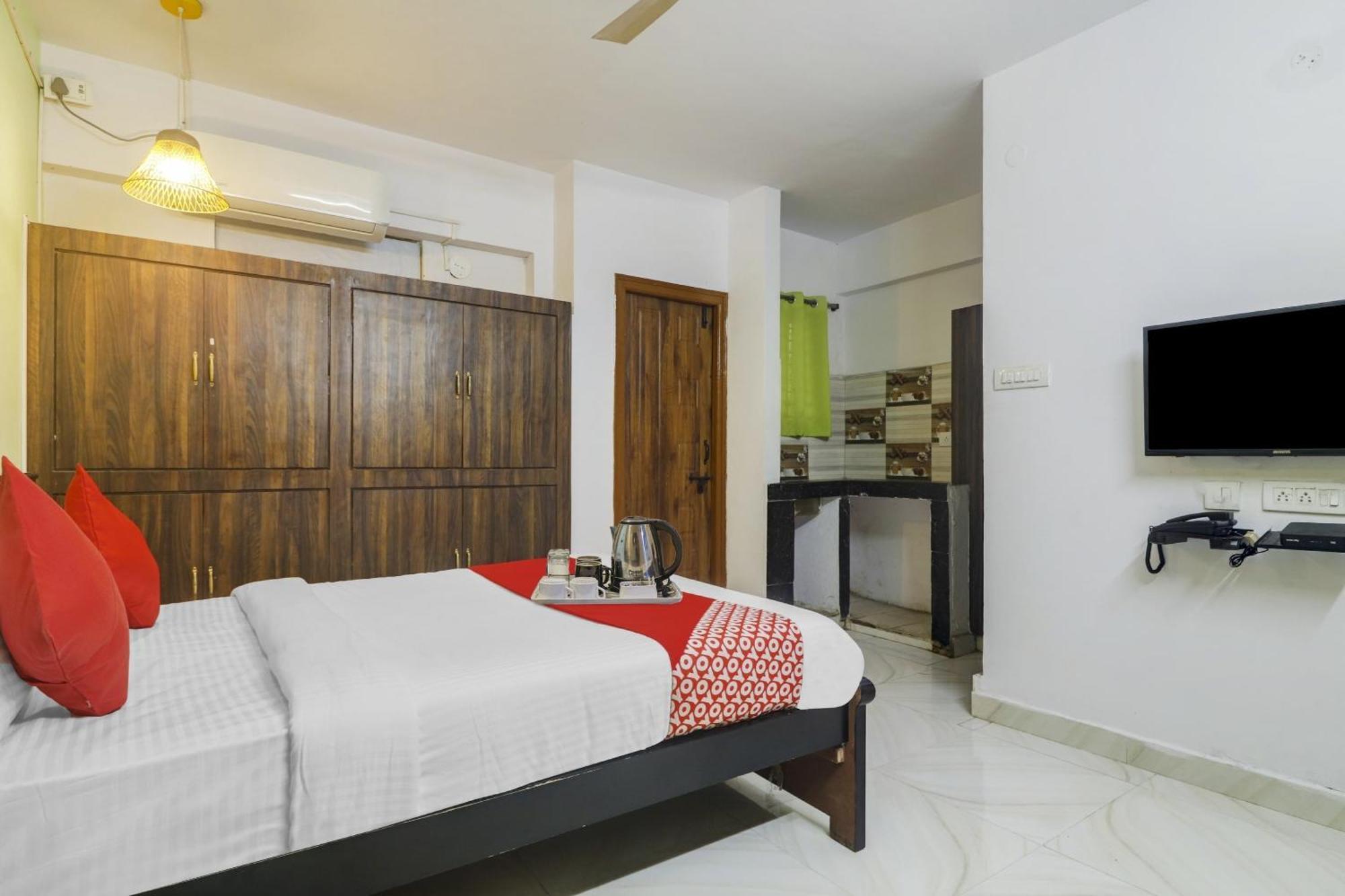Hotel O Broholic Hotels Near Botanical Garden Хидерабад Екстериор снимка