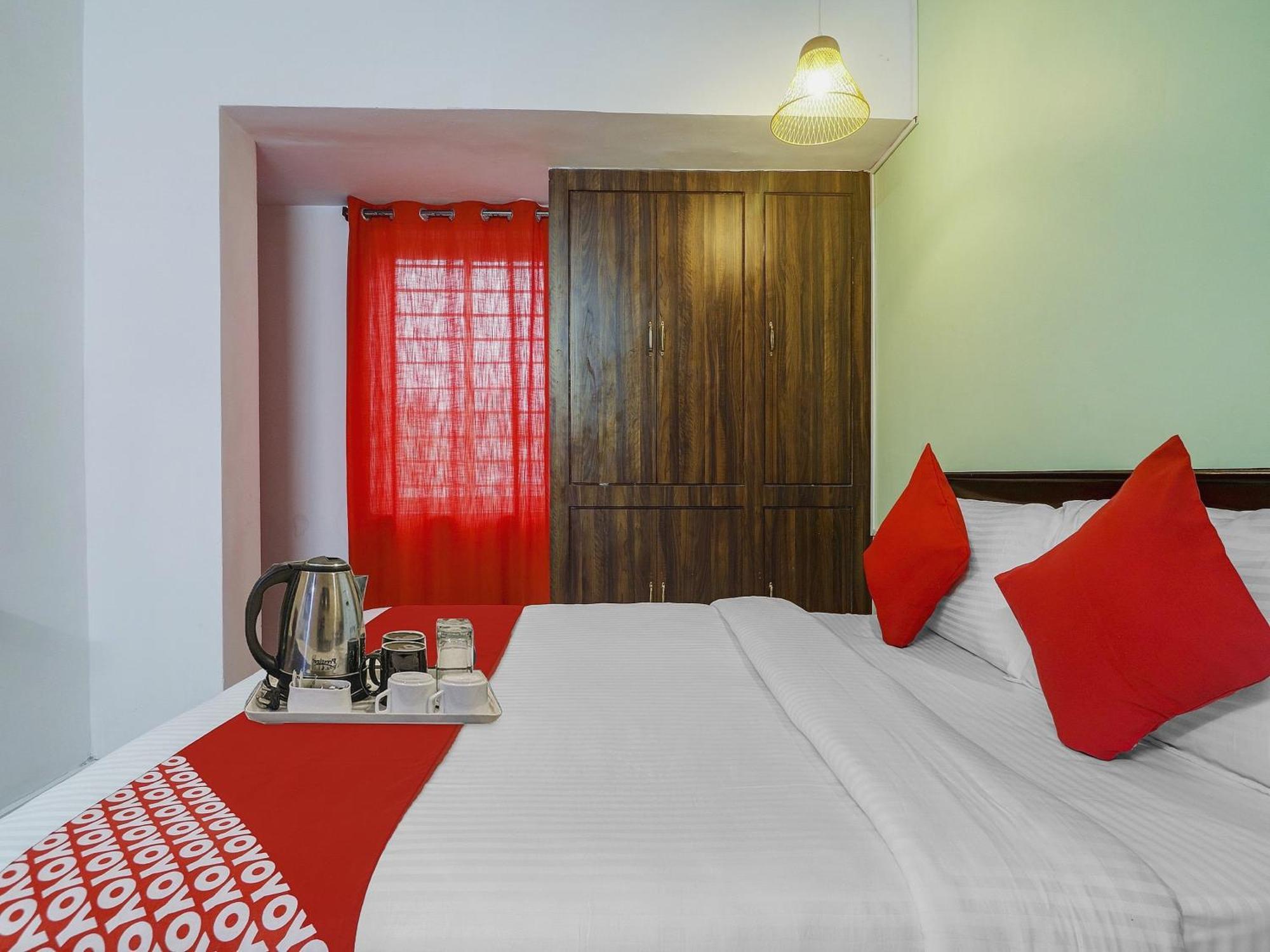 Hotel O Broholic Hotels Near Botanical Garden Хидерабад Екстериор снимка