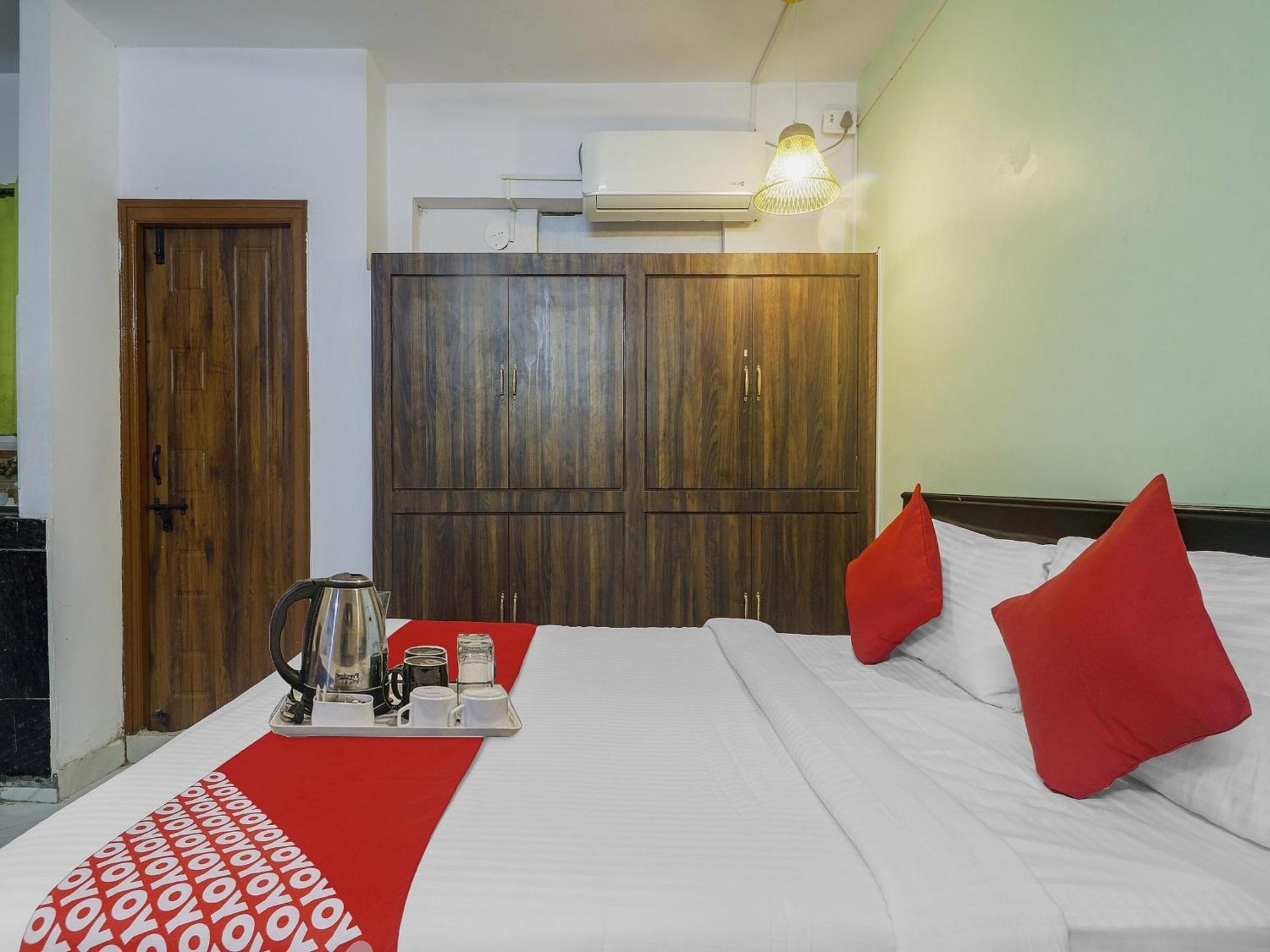 Hotel O Broholic Hotels Near Botanical Garden Хидерабад Екстериор снимка