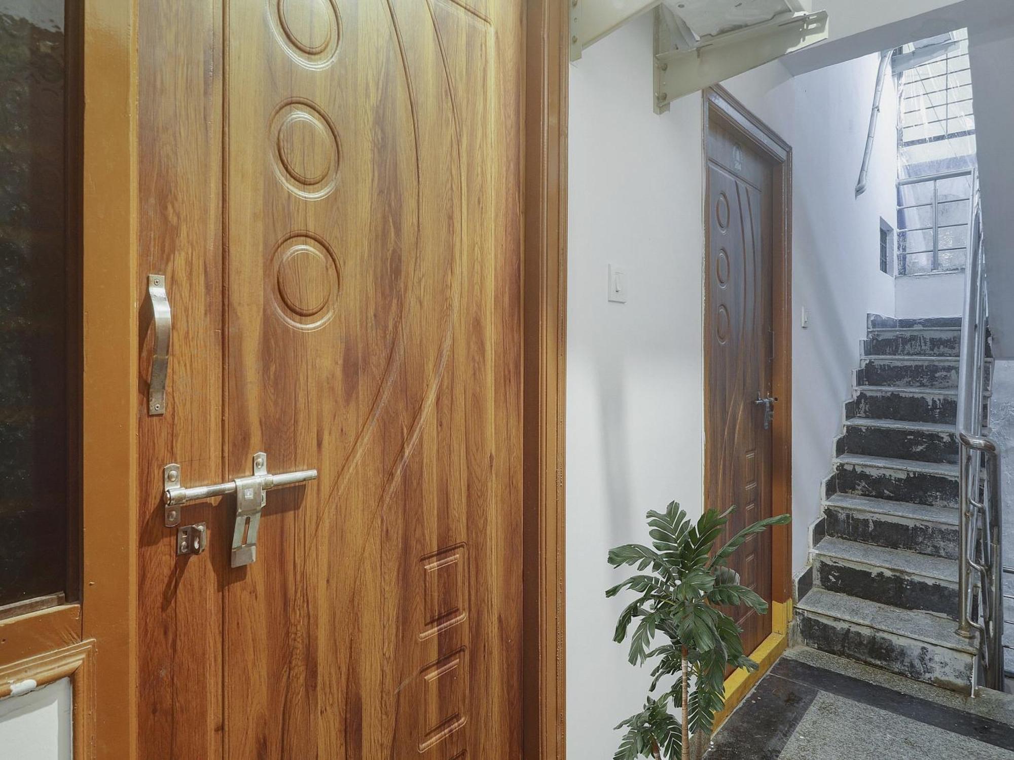 Hotel O Broholic Hotels Near Botanical Garden Хидерабад Екстериор снимка