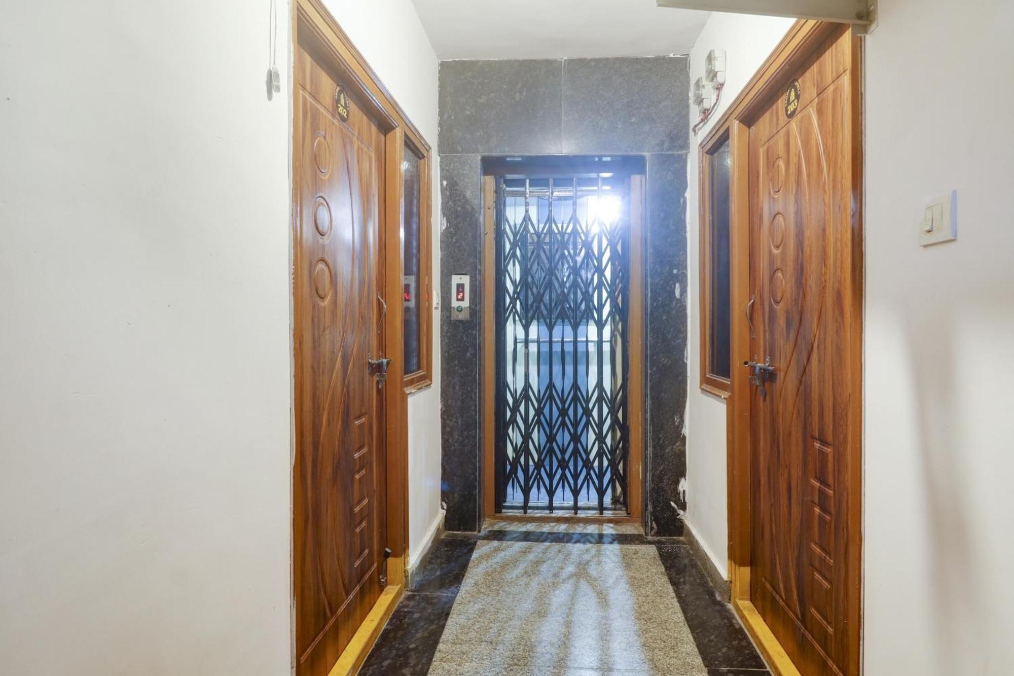 Hotel O Broholic Hotels Near Botanical Garden Хидерабад Екстериор снимка